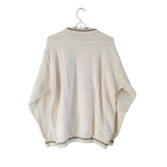 R&R Men's Embroidered Bear Scene Pullover Sweater Size Medium Cream - Picture 4 of 4